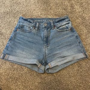 American Eagle Mom Jean Shorts Size 00